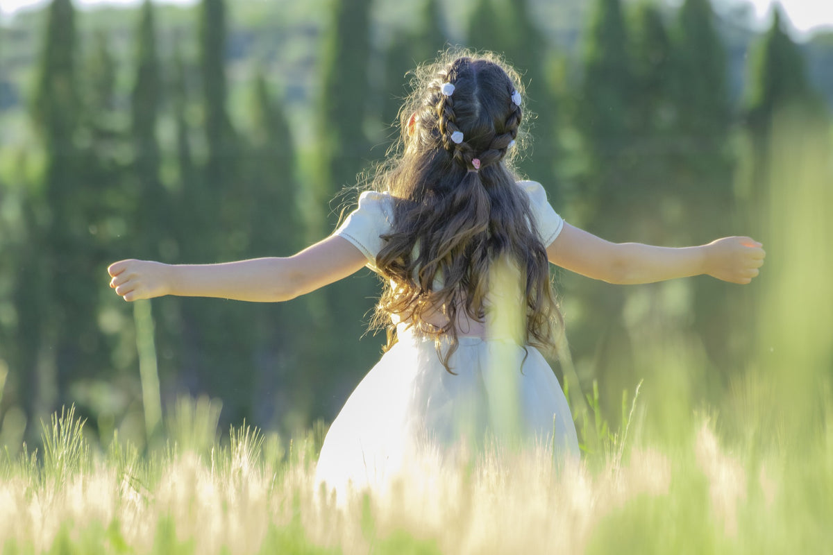 What is a Communion Dress? Everything You Need to Know!