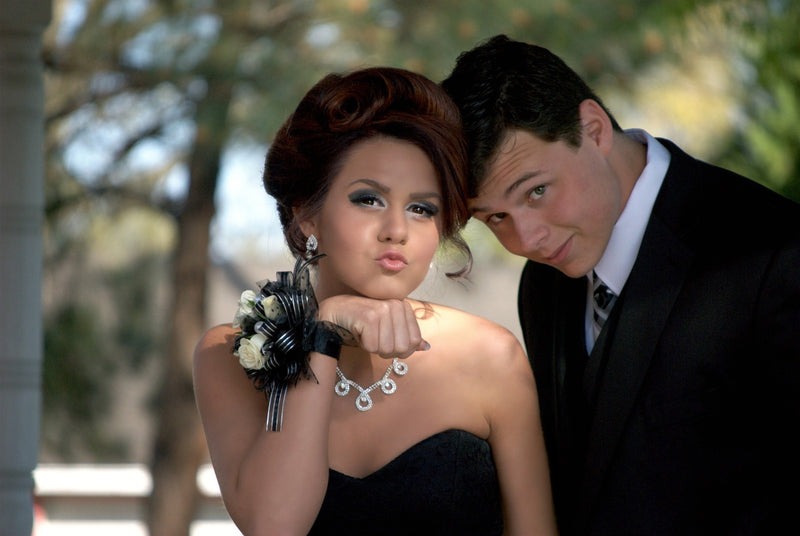 A Guide to Planning the Perfect Prom Night