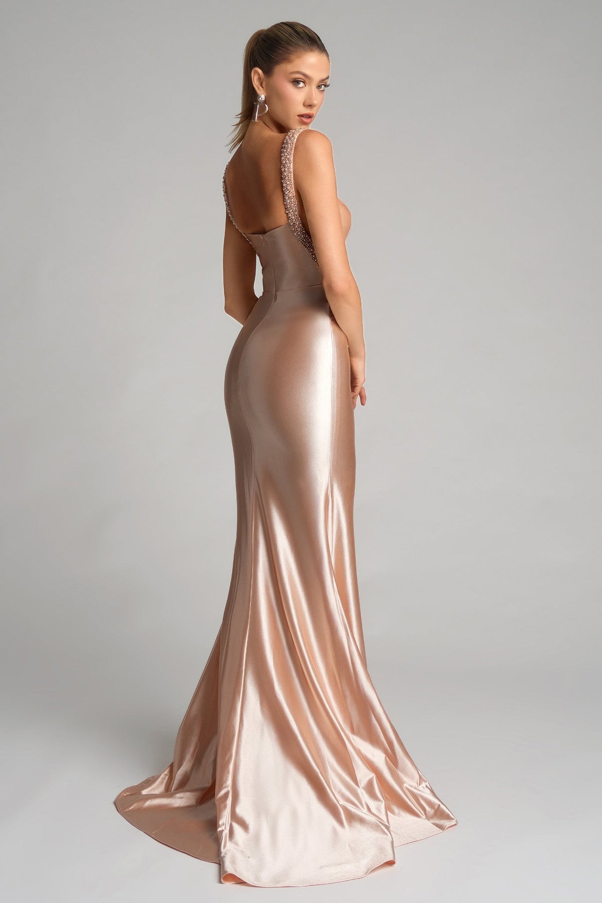 PORTIA and SCARLETT XO074