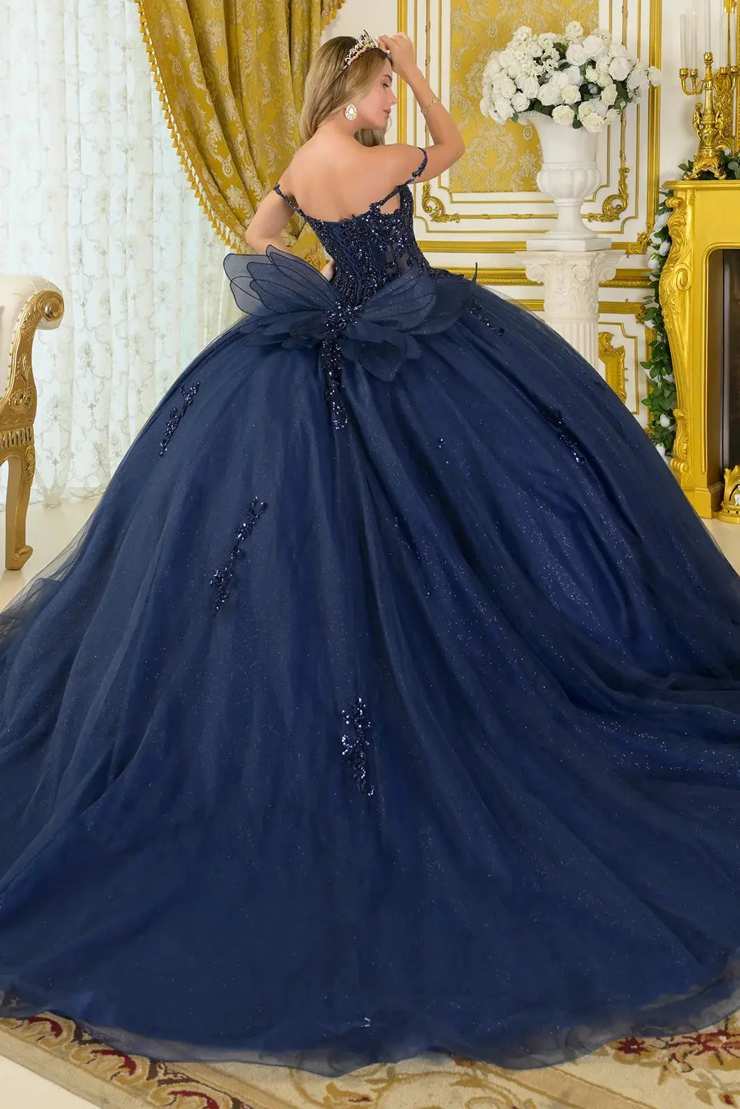 Elizabeth K GL3712 Elizabeth K